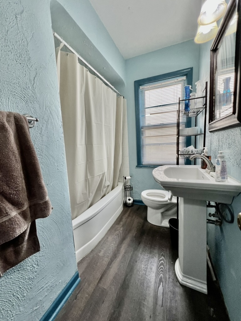 10059 S Spaulding Avenue, Evergreen Park, IL 60805