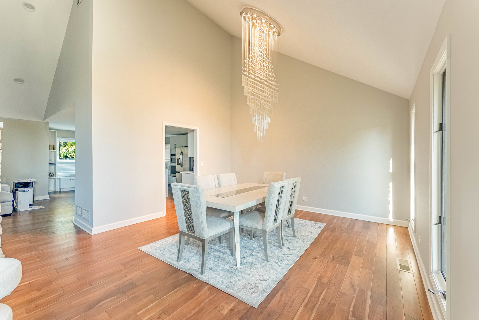 120 Pratt Boulevard, Roselle, IL 60172