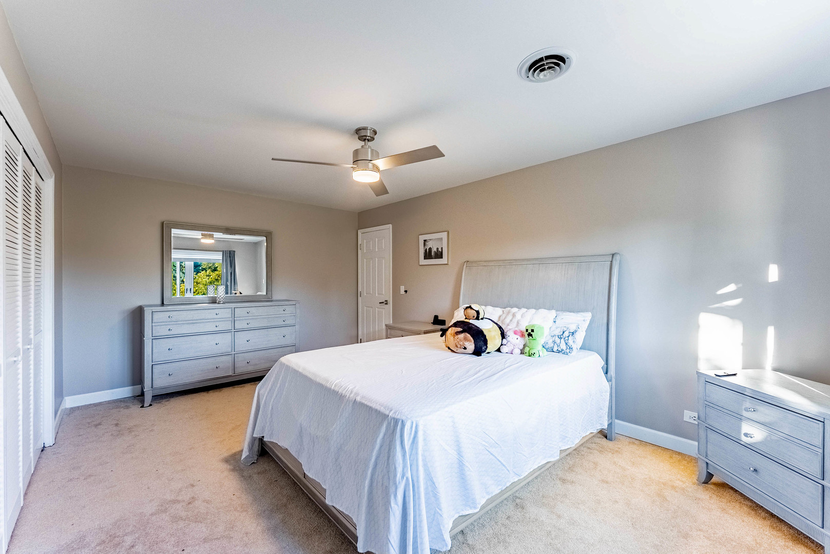 120 Pratt Boulevard, Roselle, IL 60172