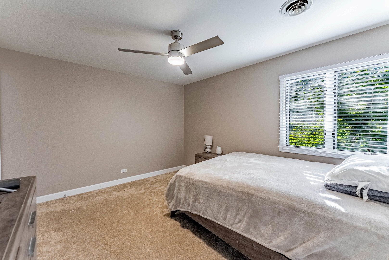 120 Pratt Boulevard, Roselle, IL 60172