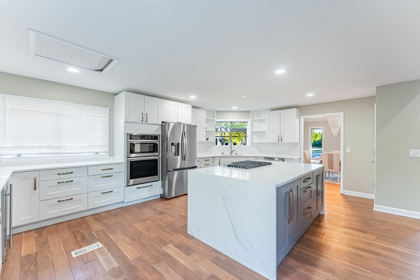 120 Pratt Boulevard, Roselle, IL 60172