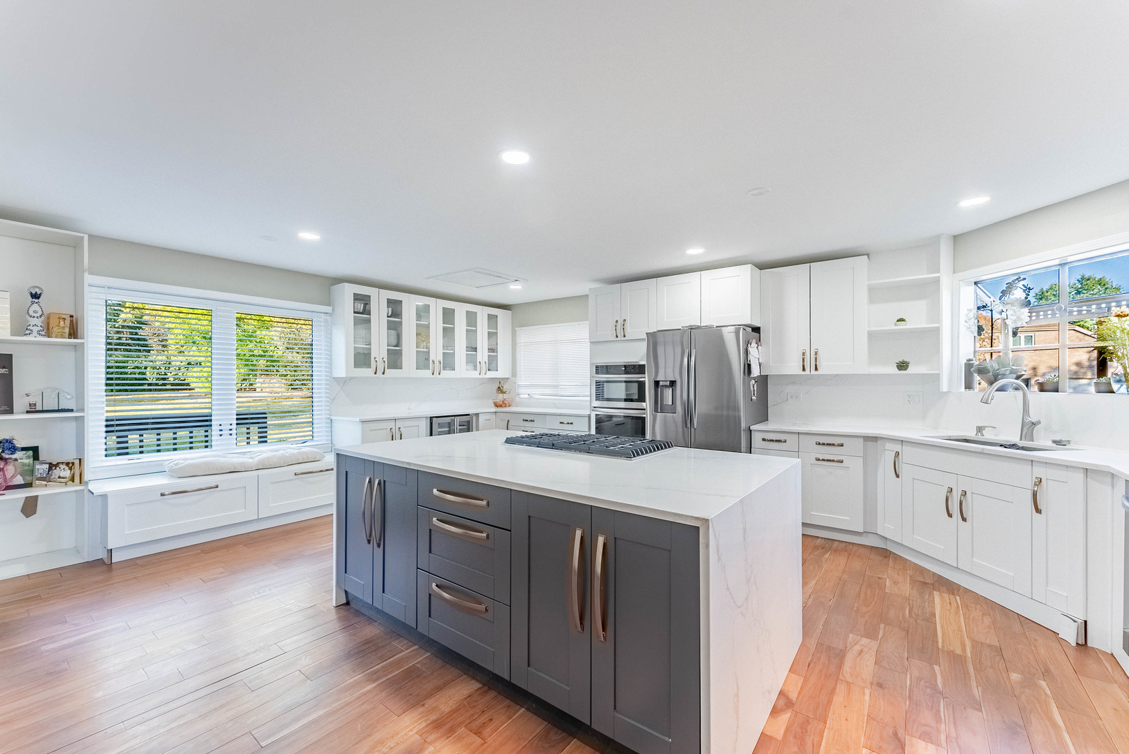 120 Pratt Boulevard, Roselle, IL 60172