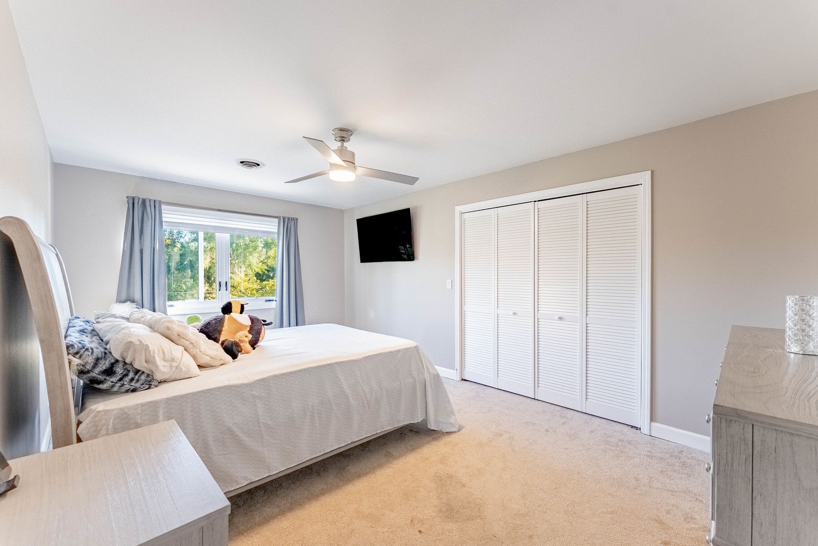 120 Pratt Boulevard, Roselle, IL 60172