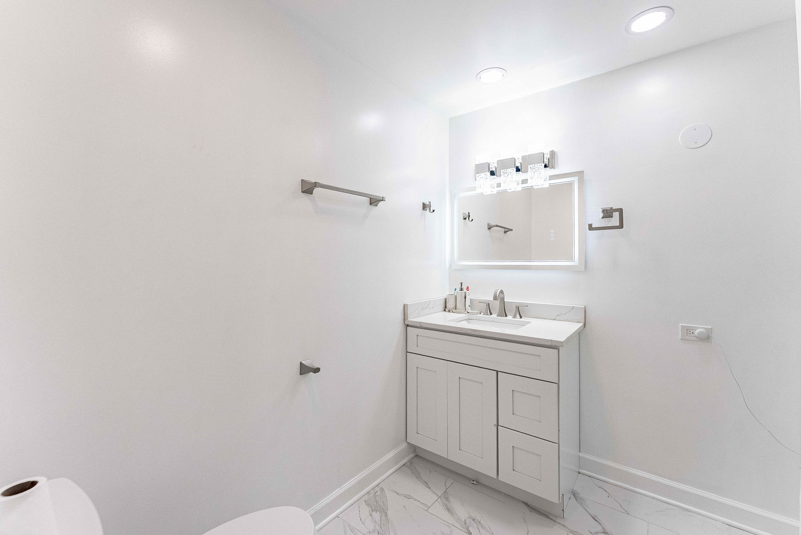 120 Pratt Boulevard, Roselle, IL 60172