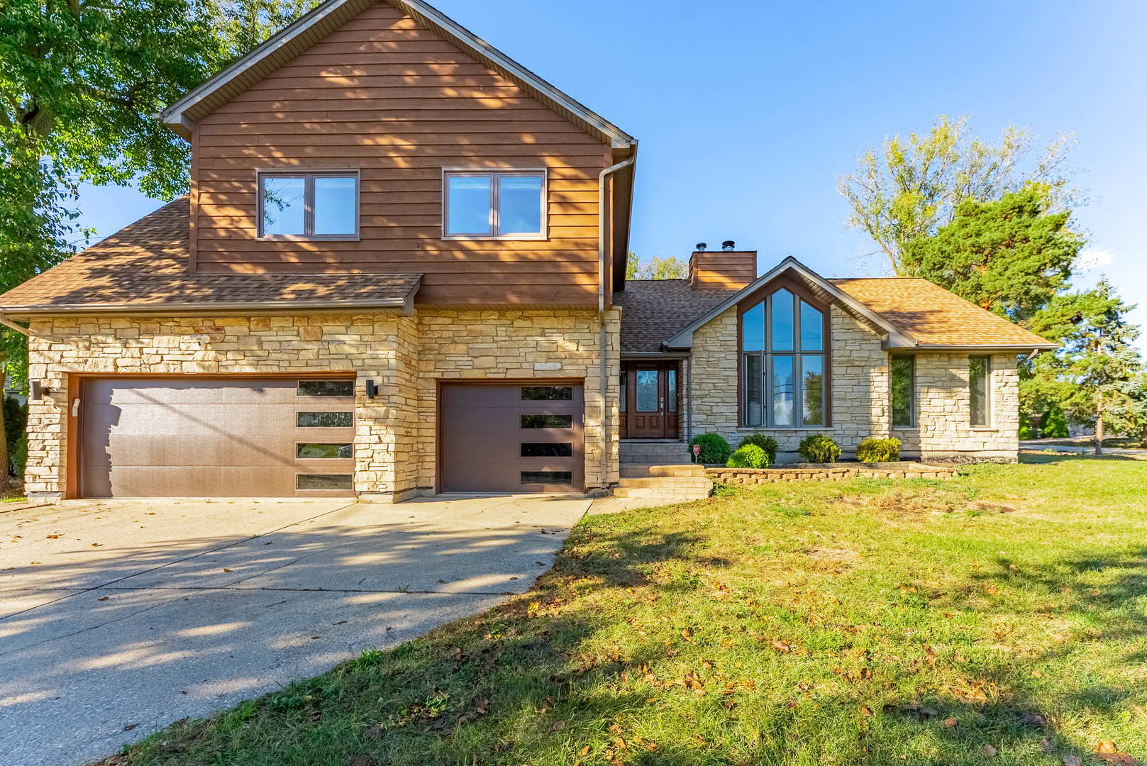 120 Pratt Boulevard, Roselle, IL 60172