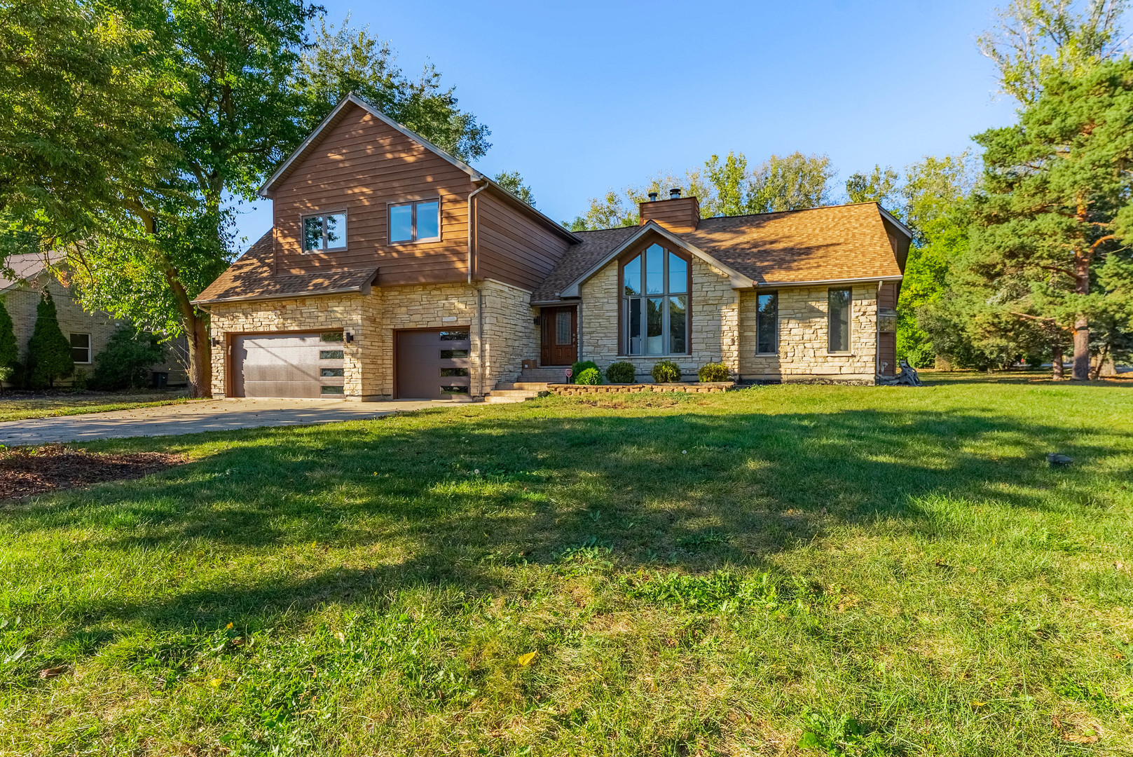 120 Pratt Boulevard, Roselle, IL 60172