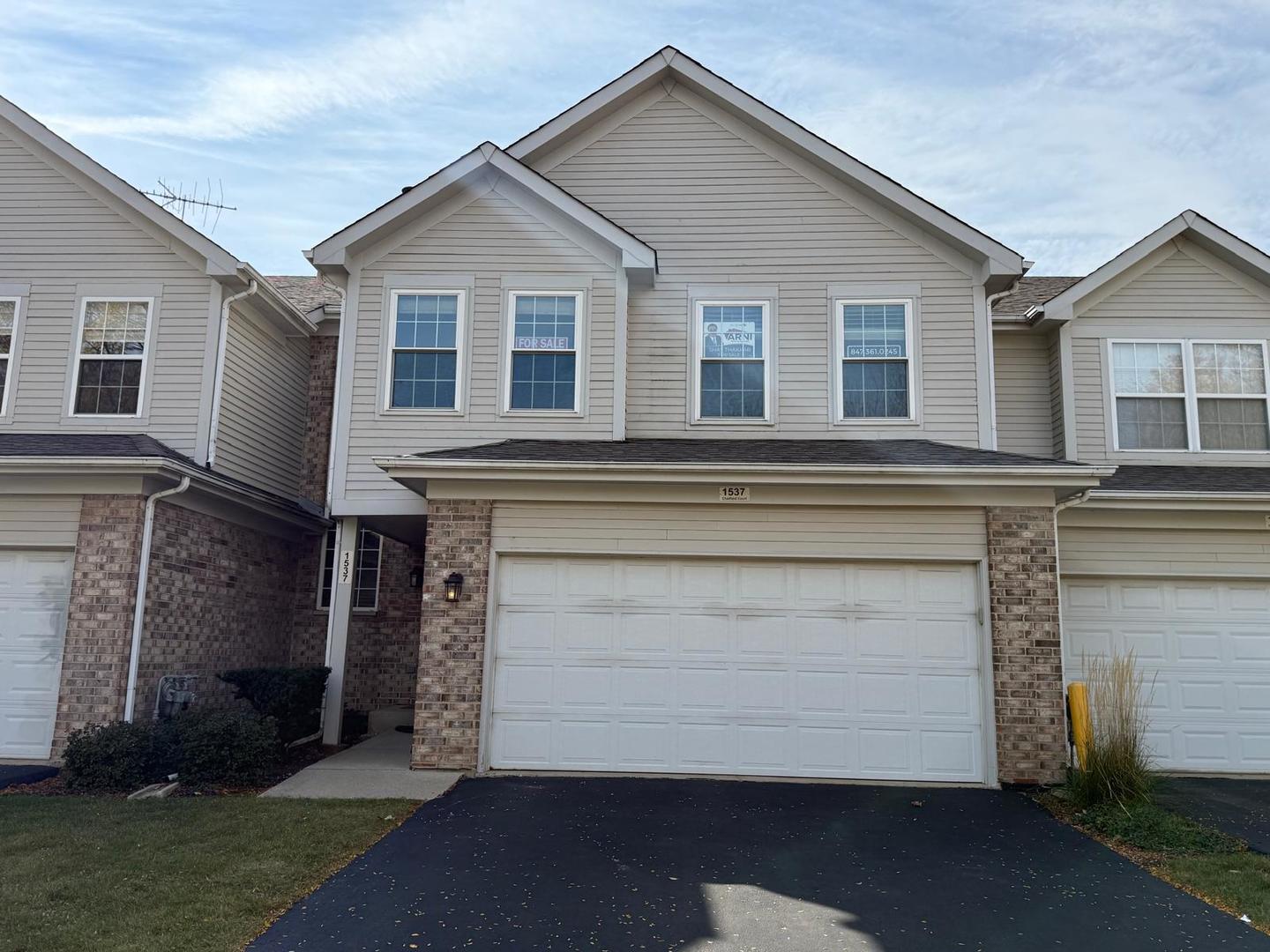 1537 Chatfield Court #1537, Roselle, IL 60172