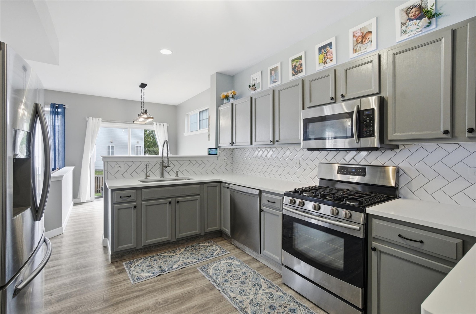 1114 Stonecrop Lane, Joliet, IL 60431