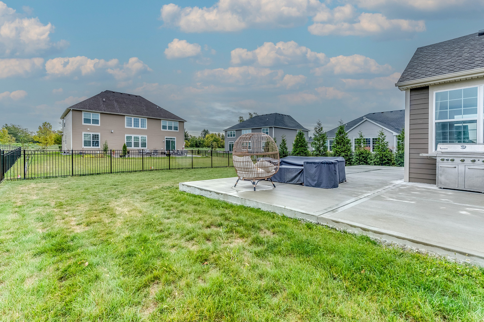 1831 Chandolin Lane, Elgin, IL 60124