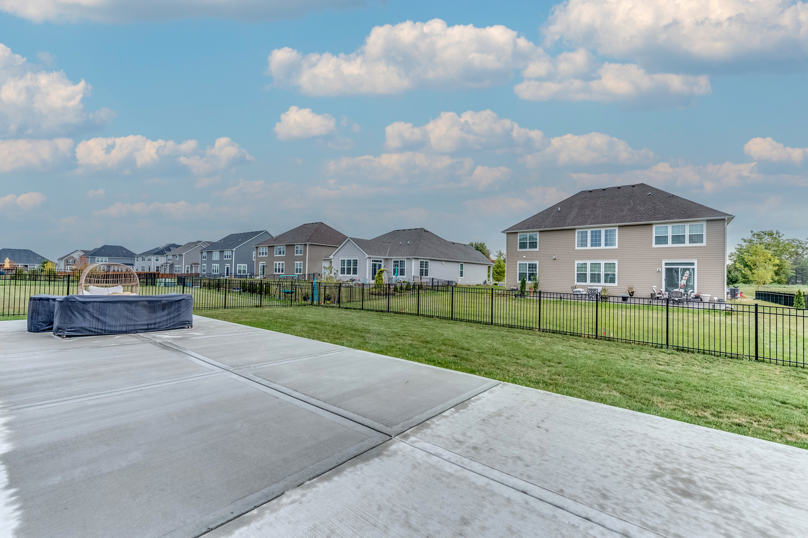 1831 Chandolin Lane, Elgin, IL 60124