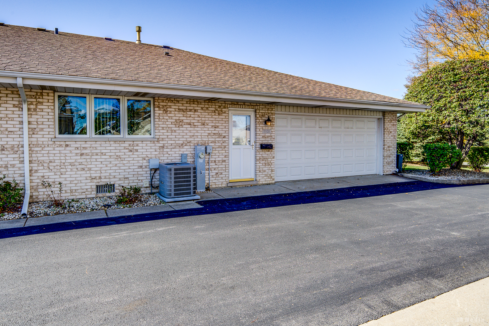 11101 Louetta Lane, Orland Park, IL 60467