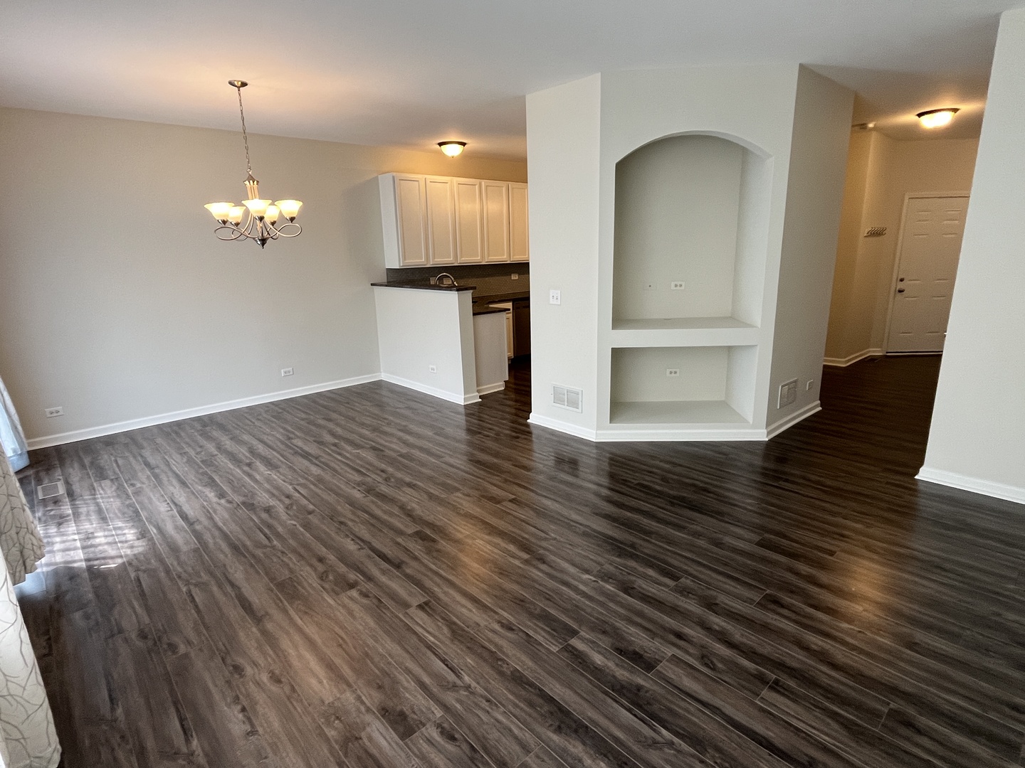 2254 Gallant Fox Circle, Montgomery, IL 60538