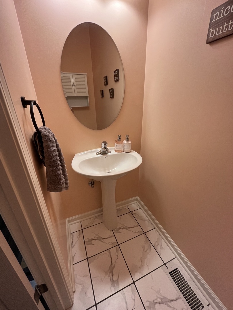 2254 Gallant Fox Circle, Montgomery, IL 60538