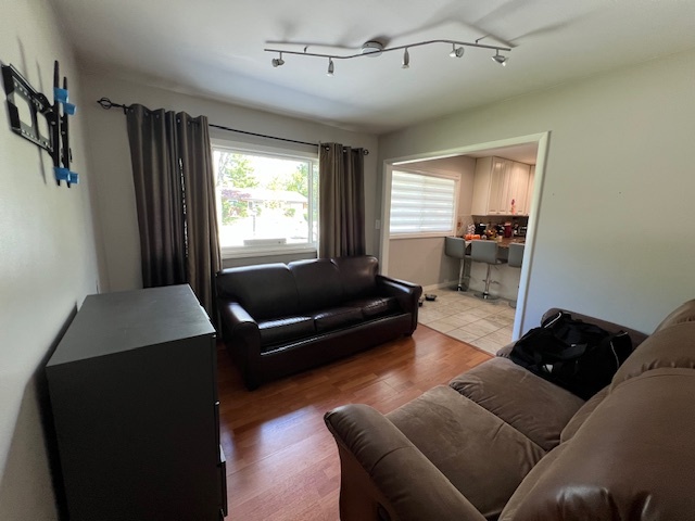 535 W Berkley Lane, Hoffman Estates, IL 60169