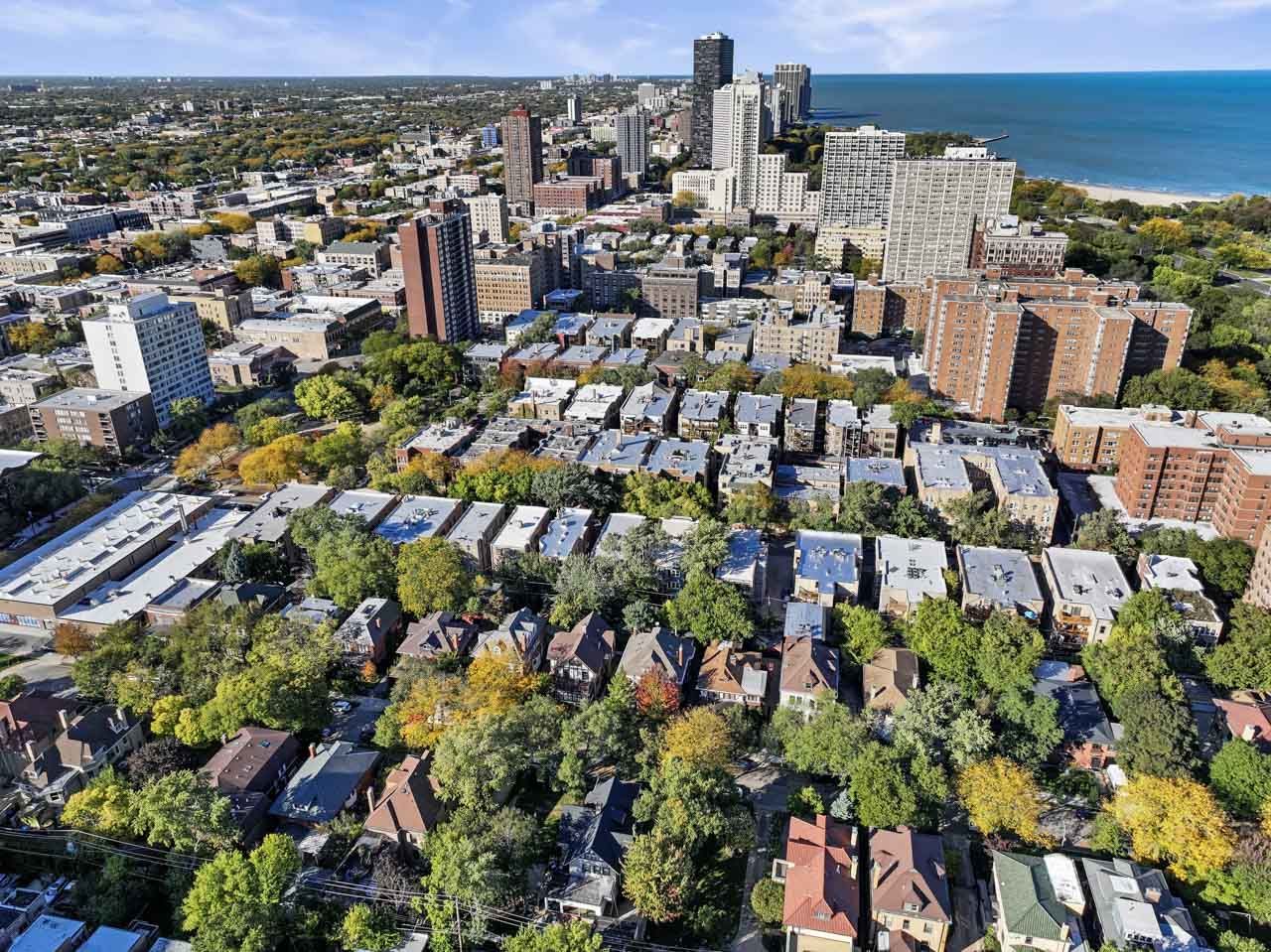 832 W Gunnison Street #3N, Chicago, IL 60640