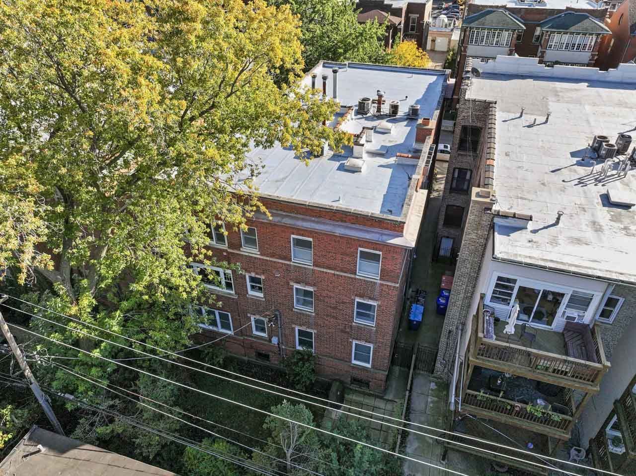 832 W Gunnison Street #3N, Chicago, IL 60640