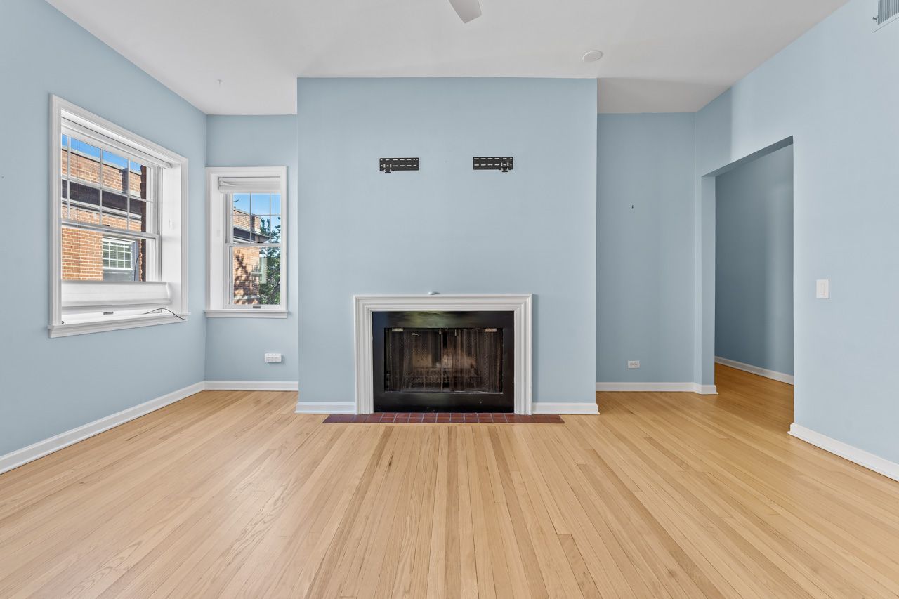 832 W Gunnison Street #3N, Chicago, IL 60640