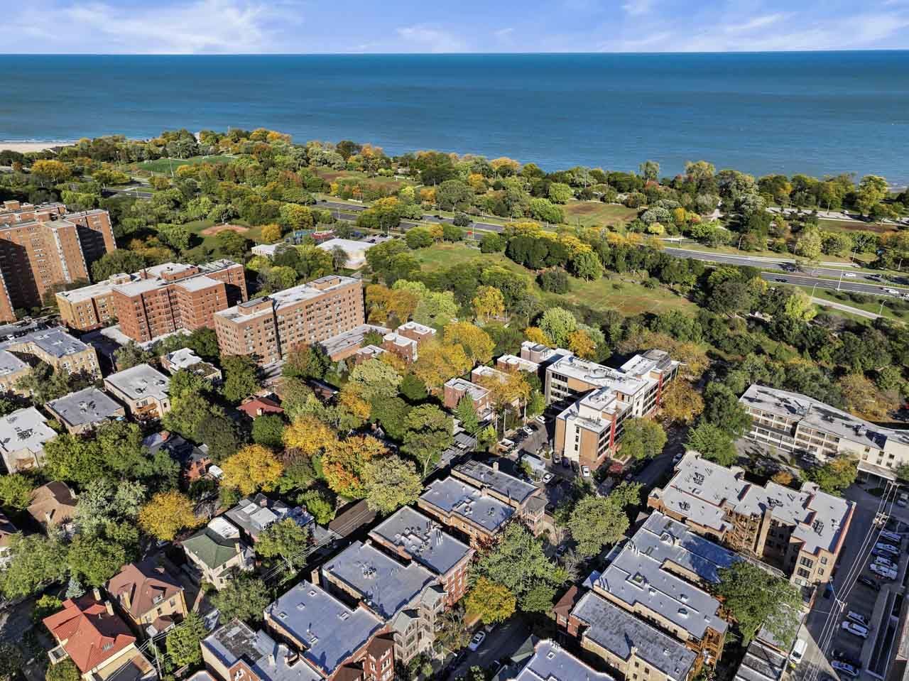 832 W Gunnison Street #3N, Chicago, IL 60640
