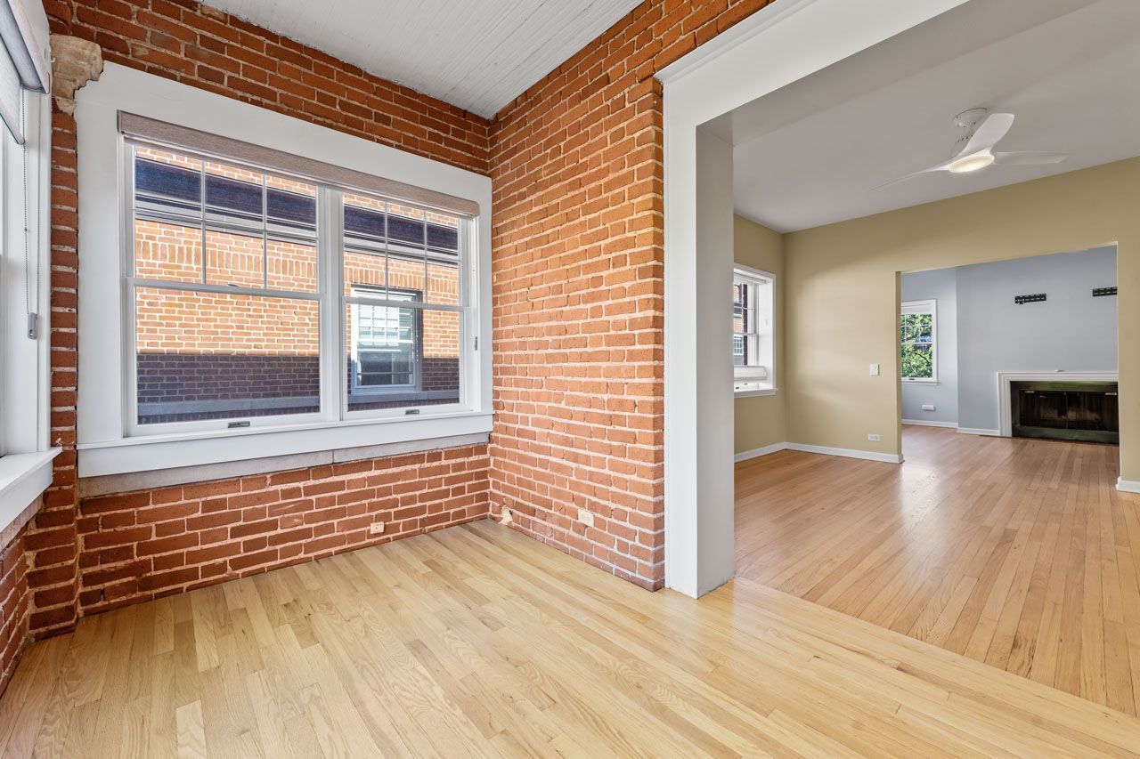 832 W Gunnison Street #3N, Chicago, IL 60640