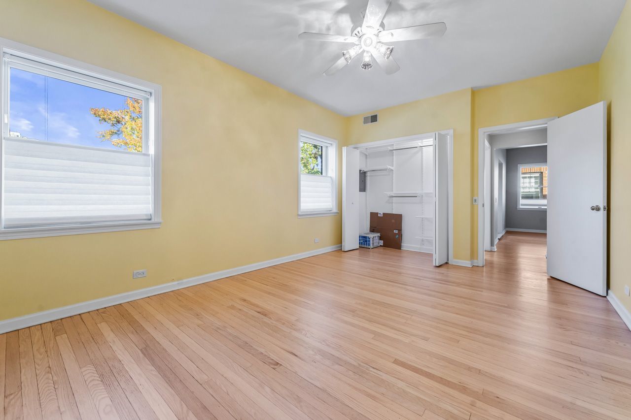 832 W Gunnison Street #3N, Chicago, IL 60640