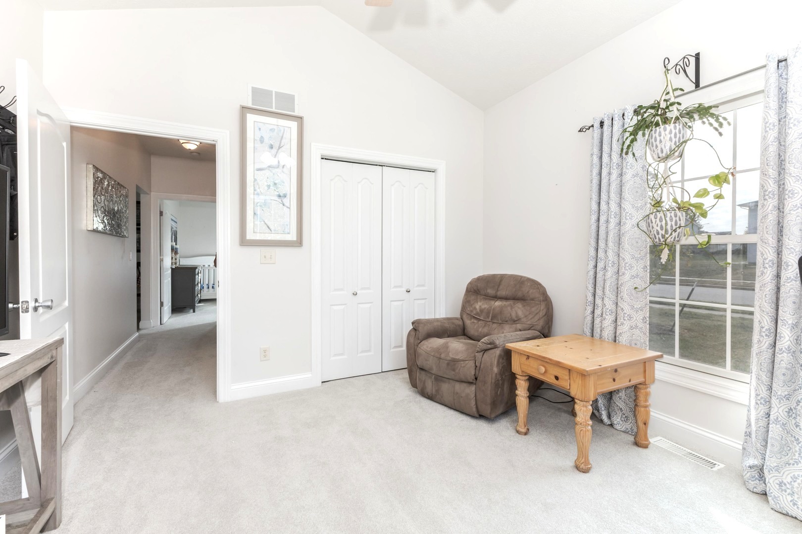 36 Lone Oak Court, Bloomington, IL 61705