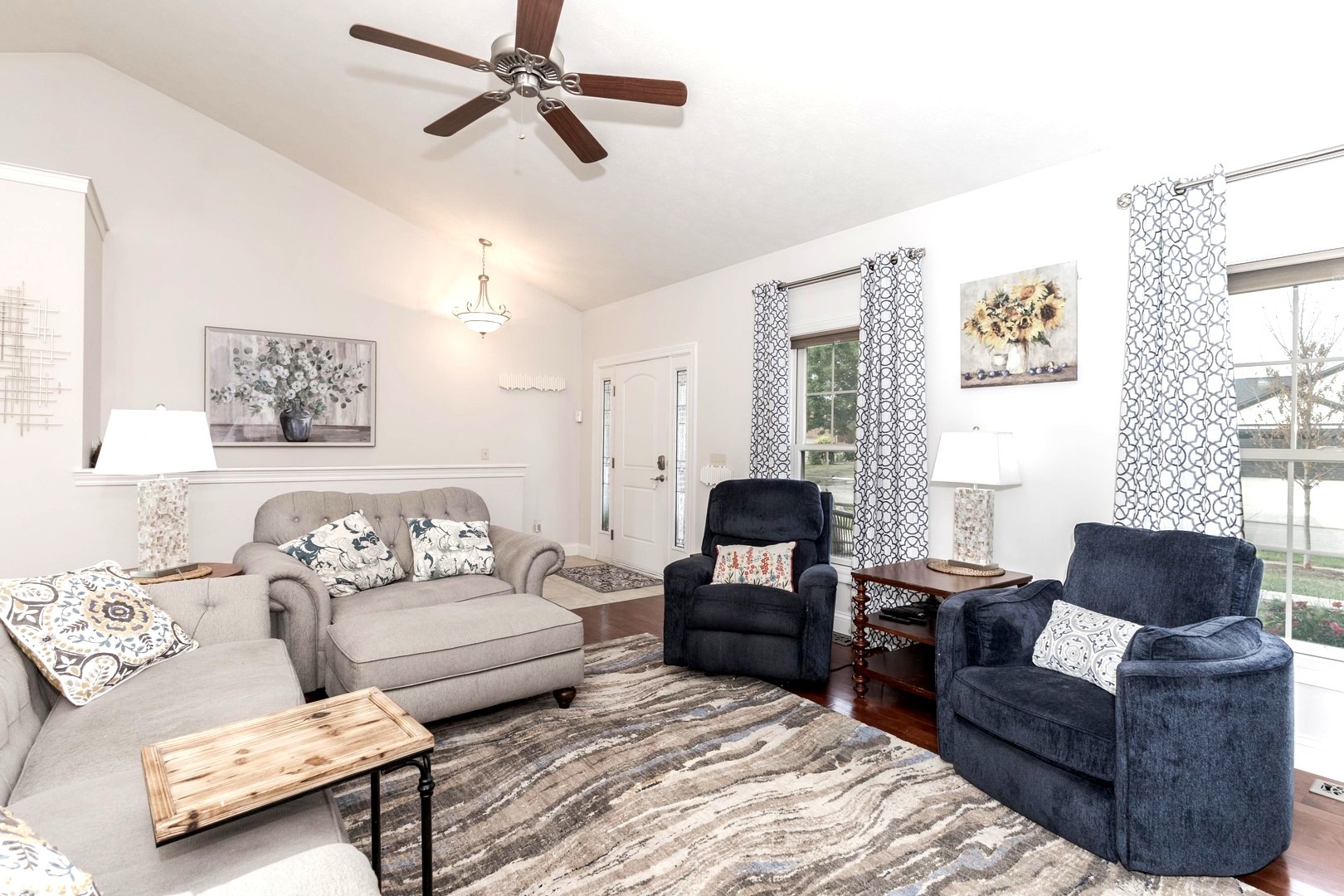 36 Lone Oak Court, Bloomington, IL 61705