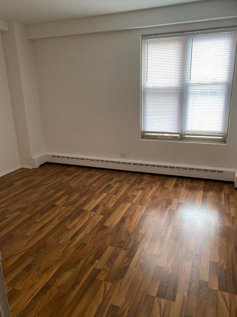 2610 W Berwyn Avenue #512, Chicago, IL 60625