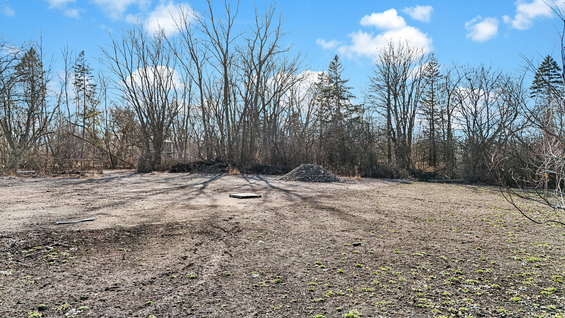 30w680 Lee Road, West Chicago, IL 60185