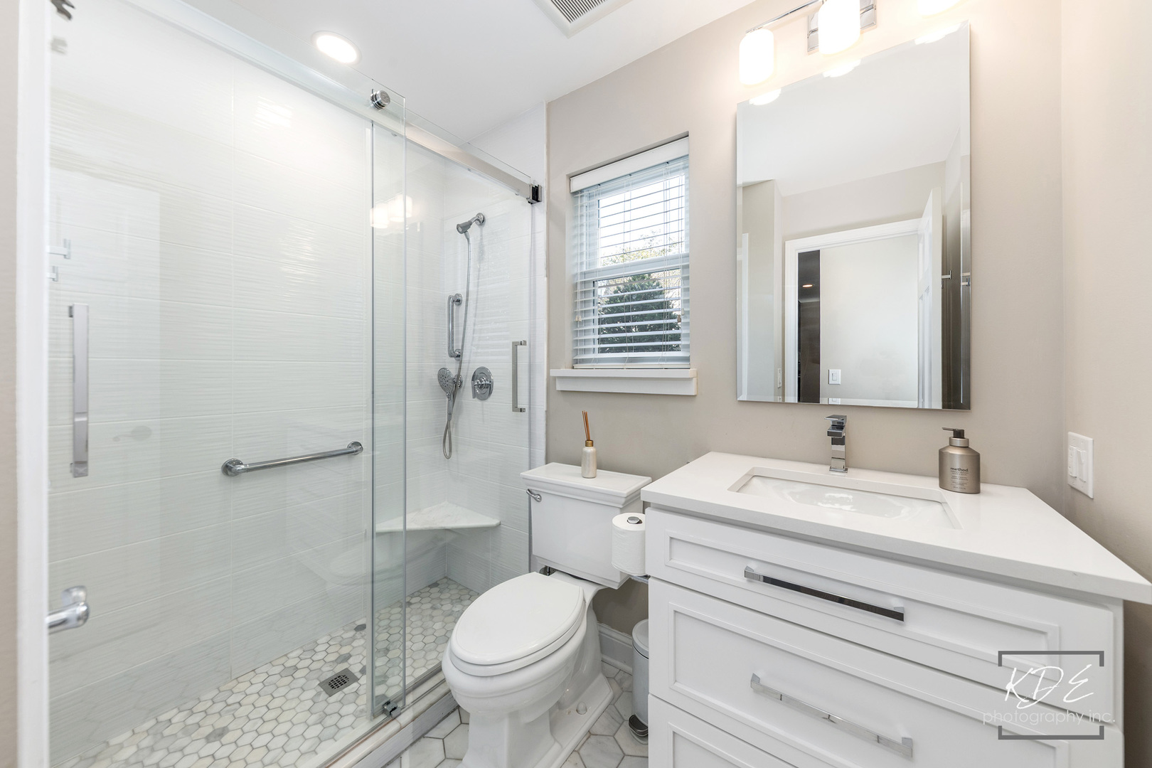 2527 Boddington Lane, Naperville, IL 60564