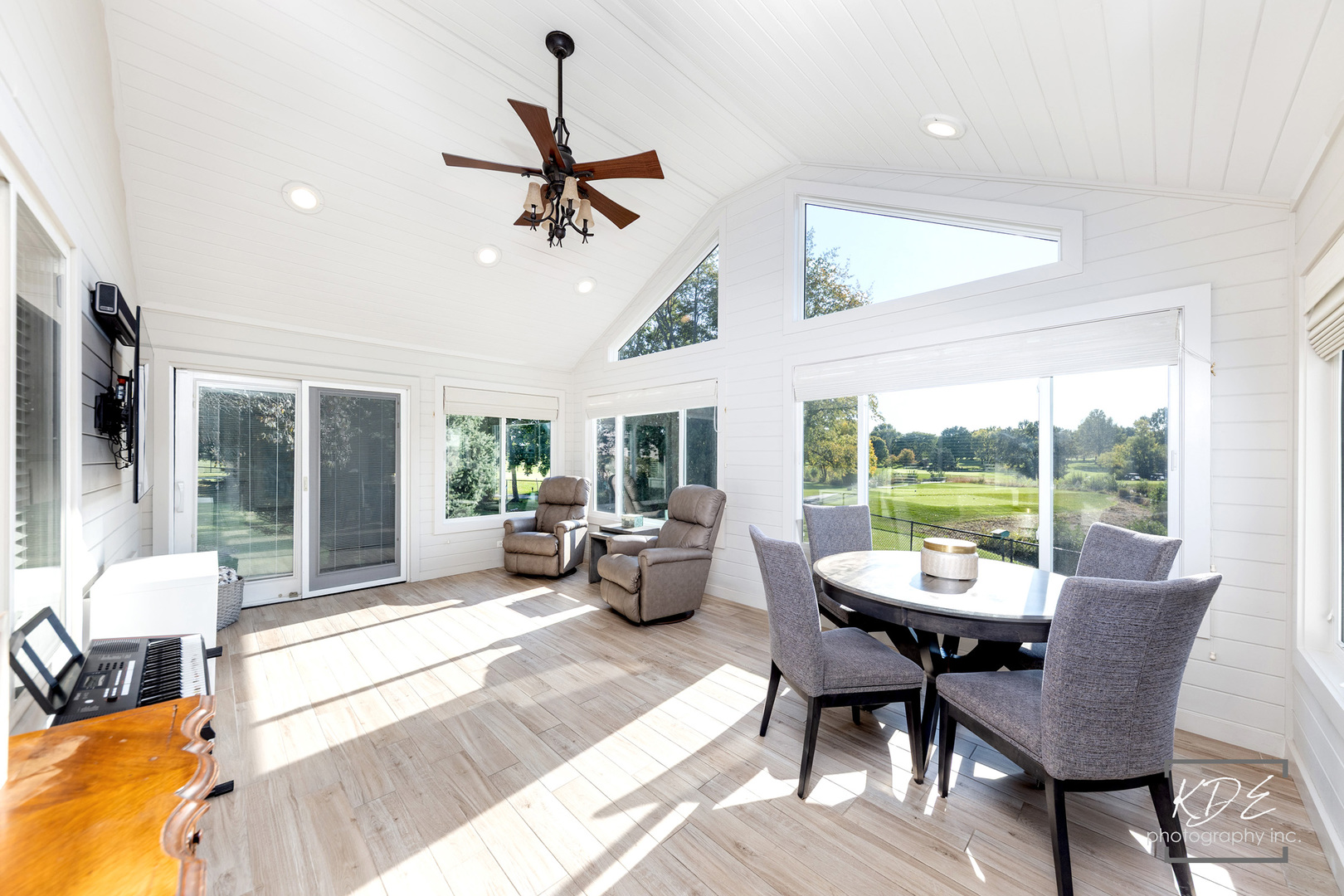 2527 Boddington Lane, Naperville, IL 60564