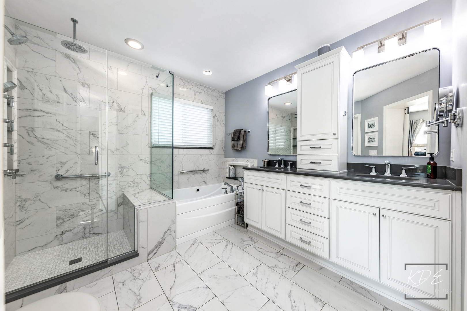 2527 Boddington Lane, Naperville, IL 60564