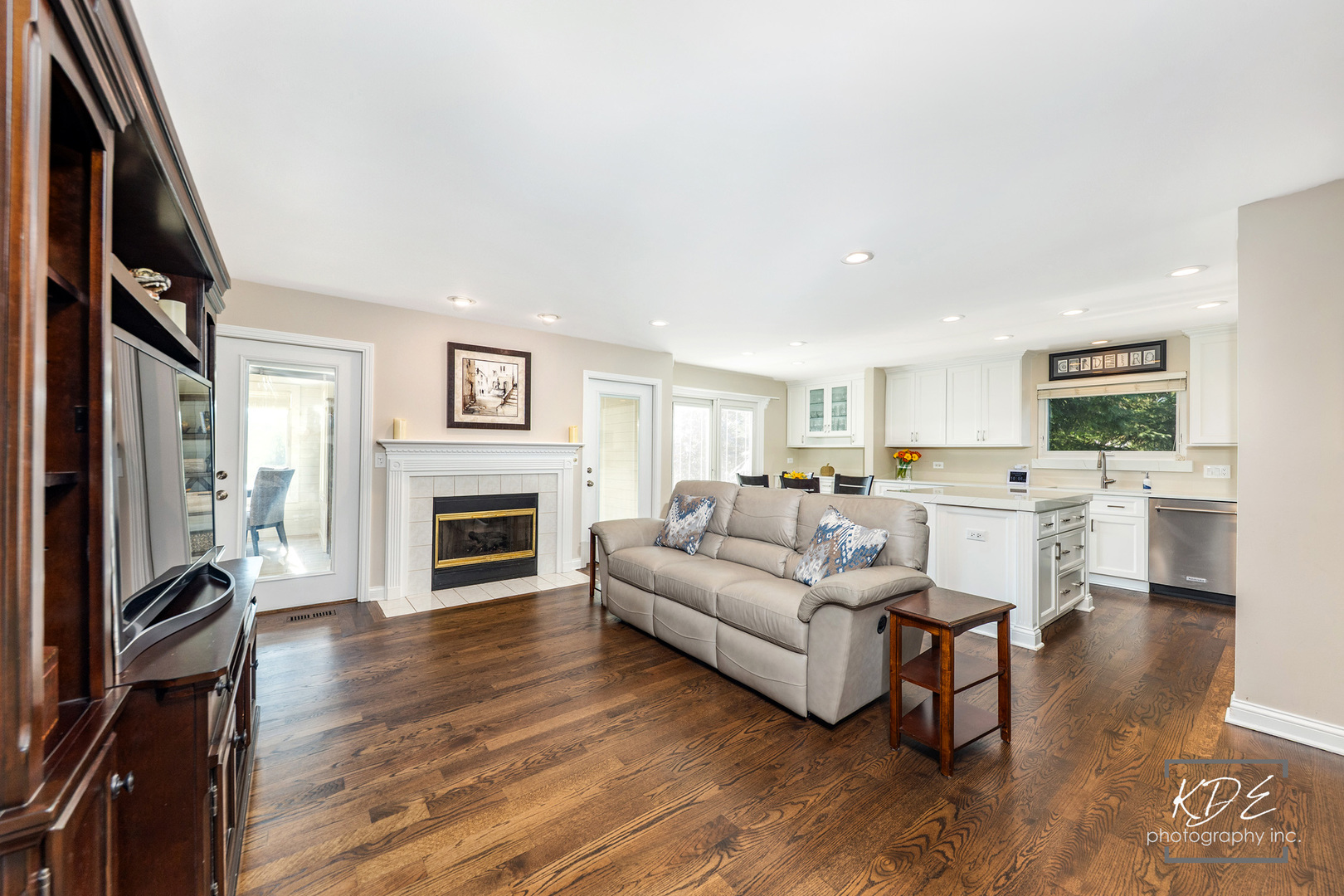 2527 Boddington Lane, Naperville, IL 60564