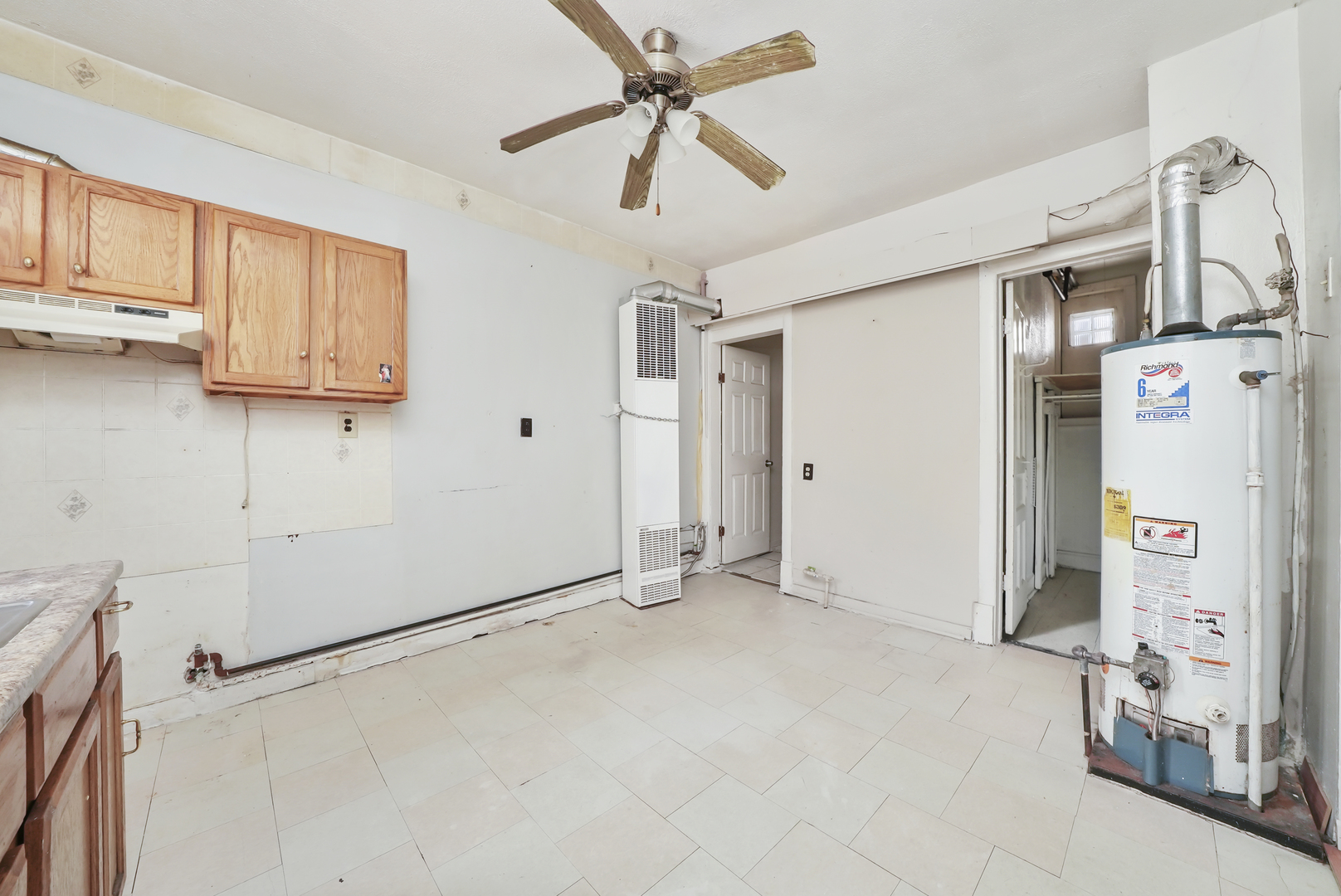 2900 W 25TH Place, Chicago, IL 60623