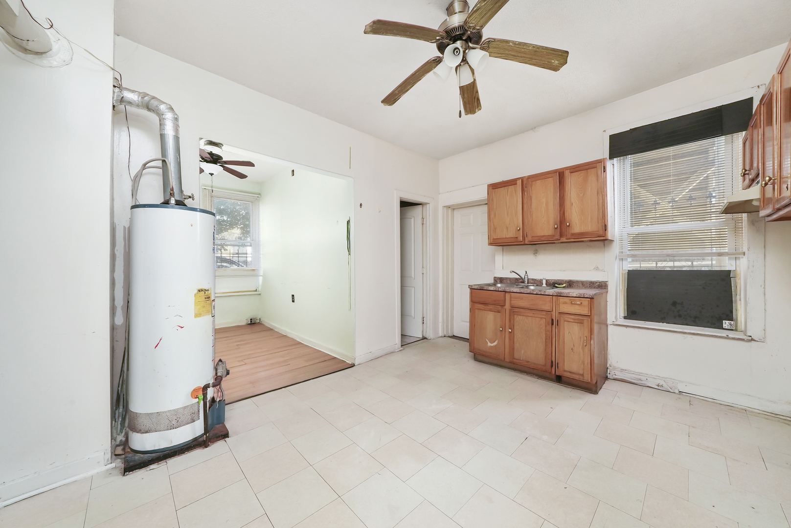 2900 W 25TH Place, Chicago, IL 60623