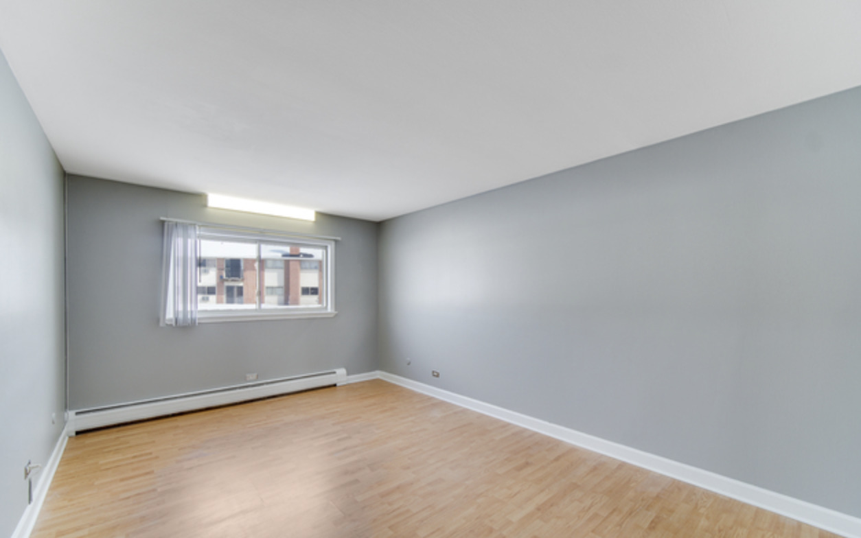 1557 Jill Court #110, Glendale Heights, IL 60139