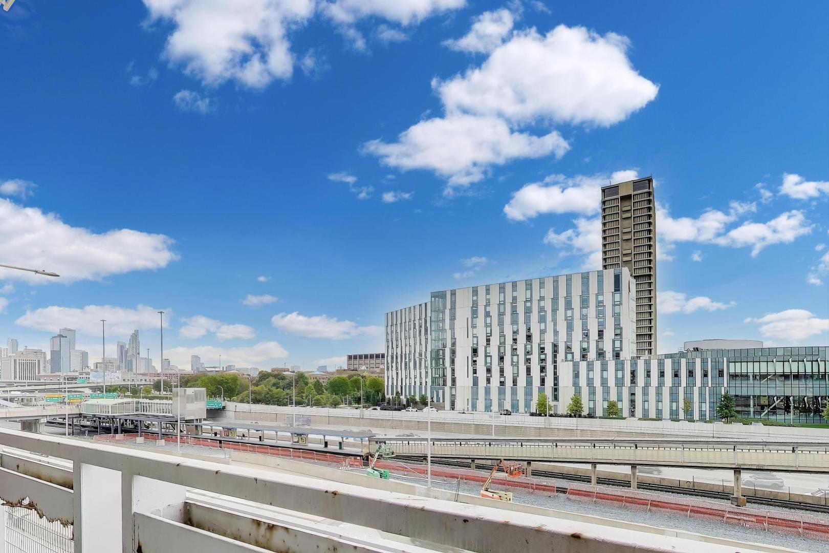 933 W Van Buren Street #311, Chicago, IL 60607