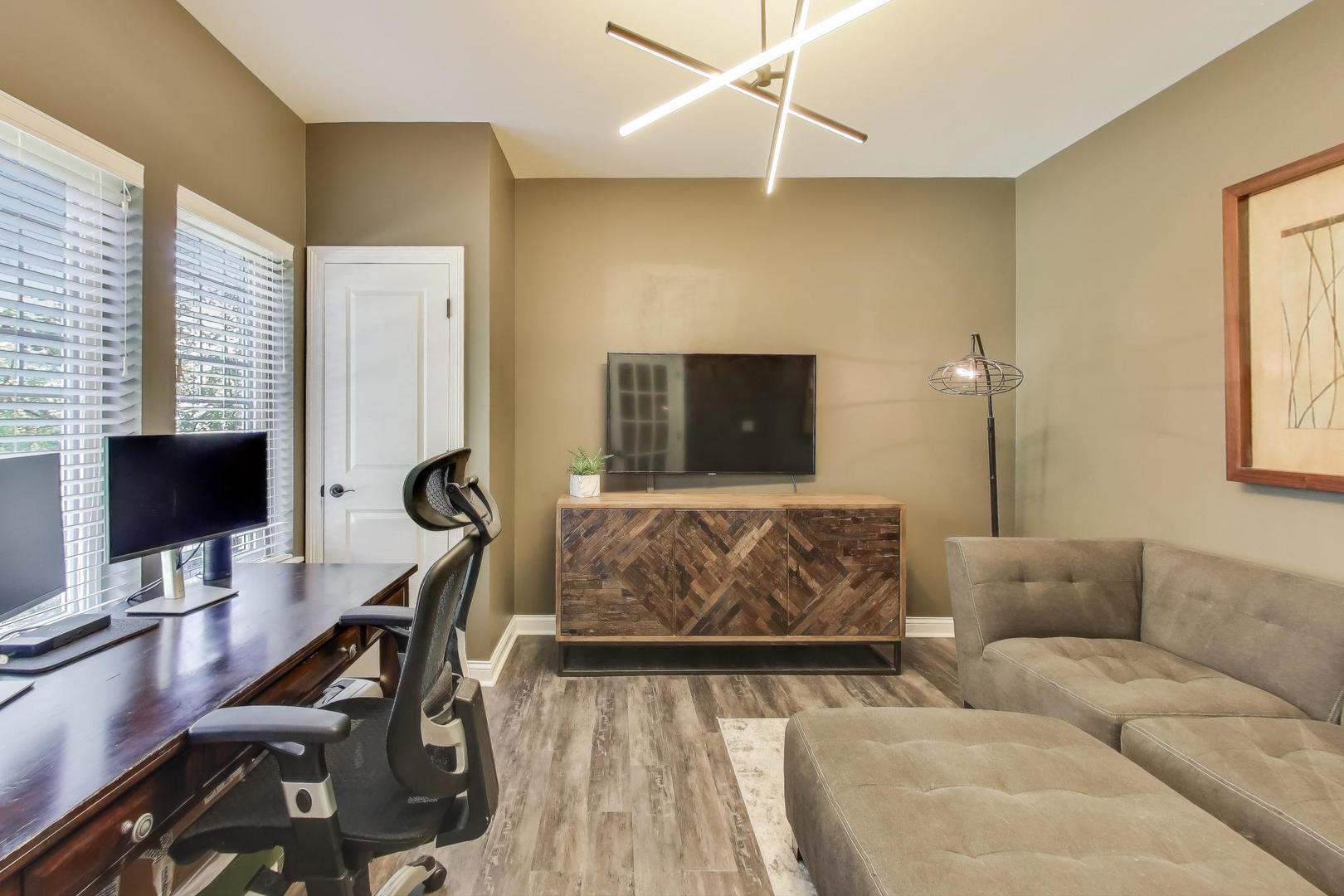 662 Parkside Court, Libertyville, IL 60048