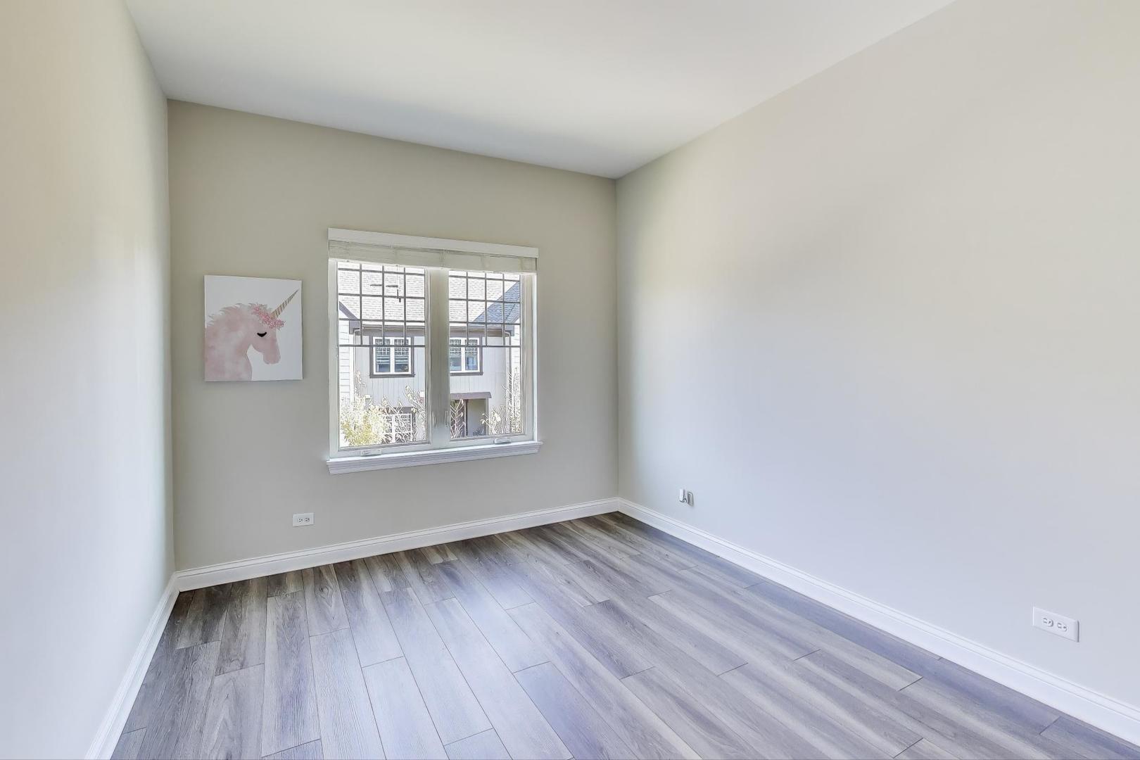 662 Parkside Court, Libertyville, IL 60048