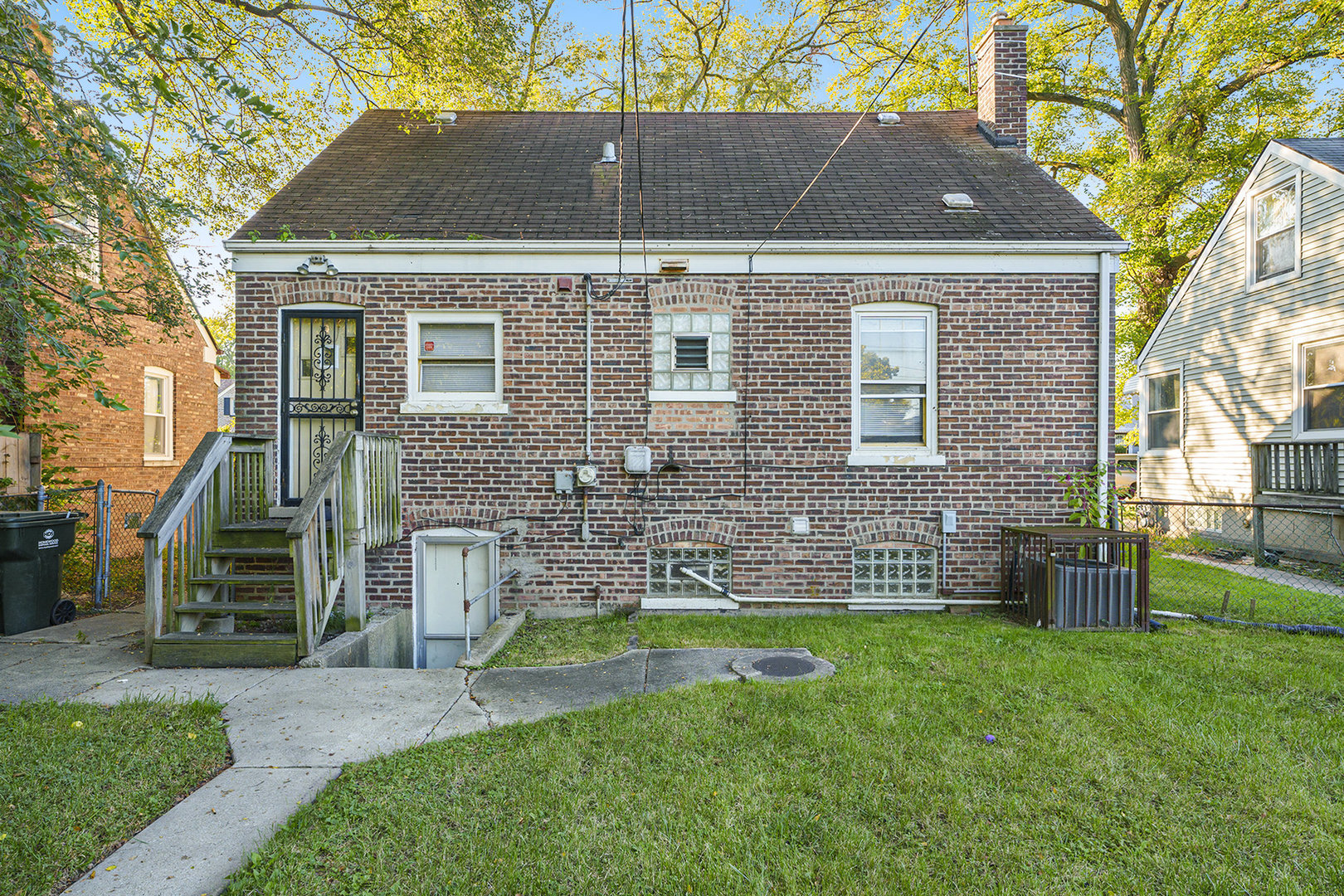 212 E 142nd Place, Dolton, IL 60419