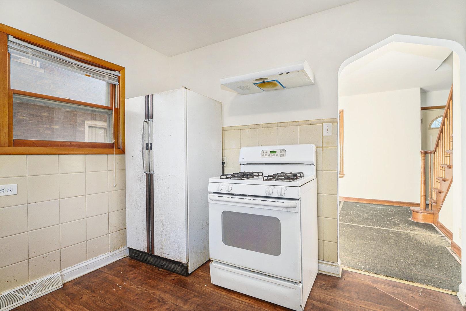 212 E 142nd Place, Dolton, IL 60419