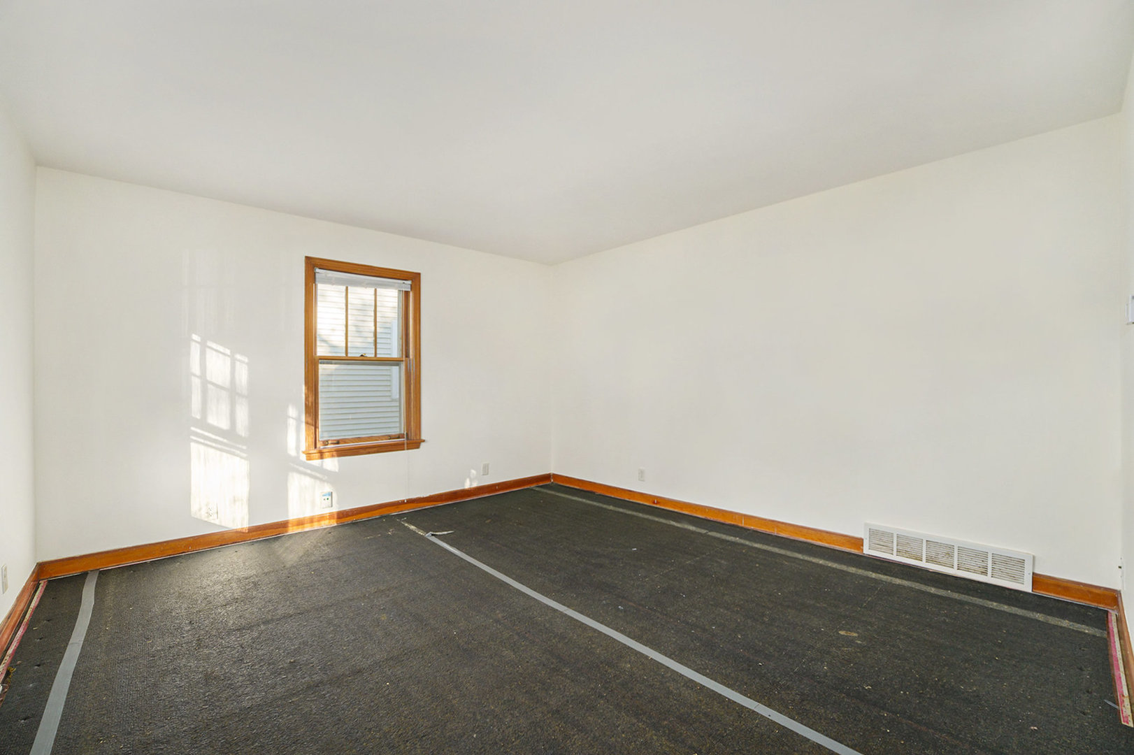 212 E 142nd Place, Dolton, IL 60419