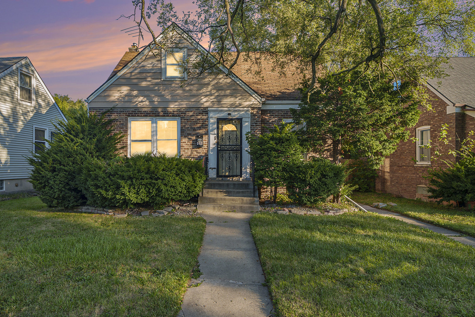 212 E 142nd Place, Dolton, IL 60419