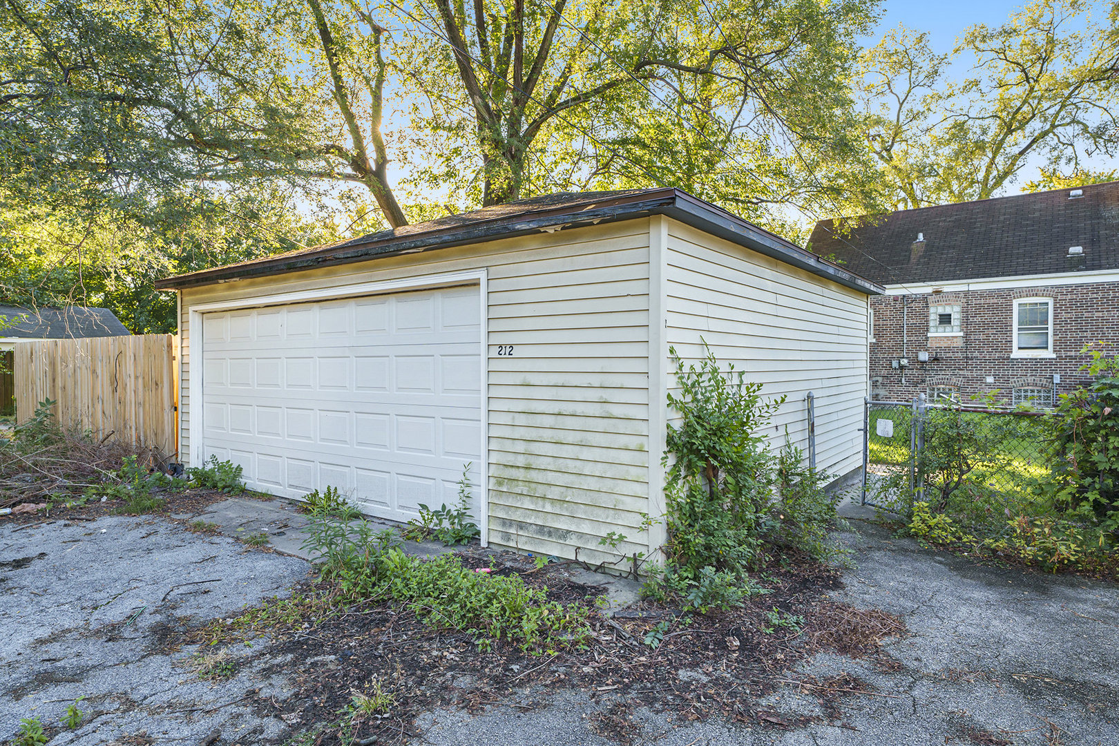 212 E 142nd Place, Dolton, IL 60419