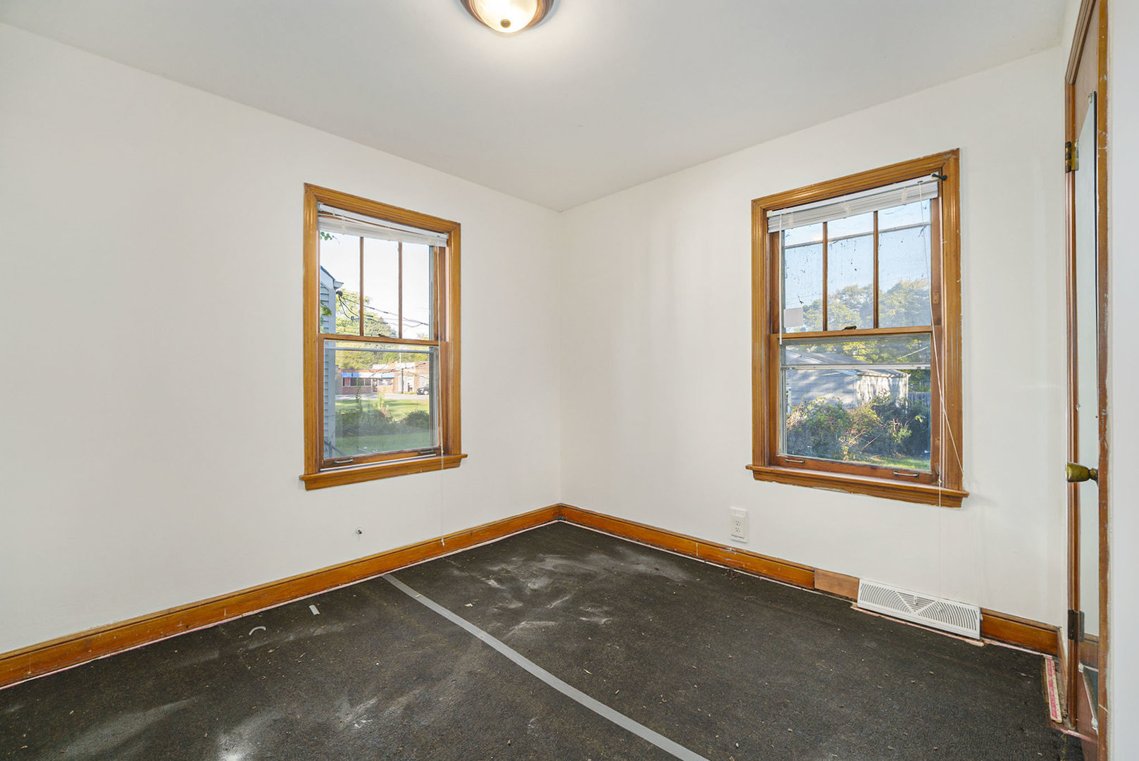 212 E 142nd Place, Dolton, IL 60419