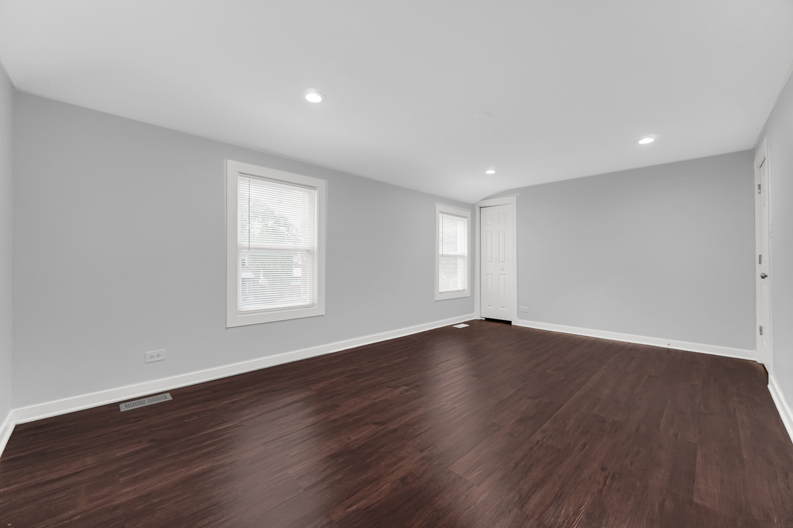 14521 S Michigan Avenue, Riverdale, IL 60827