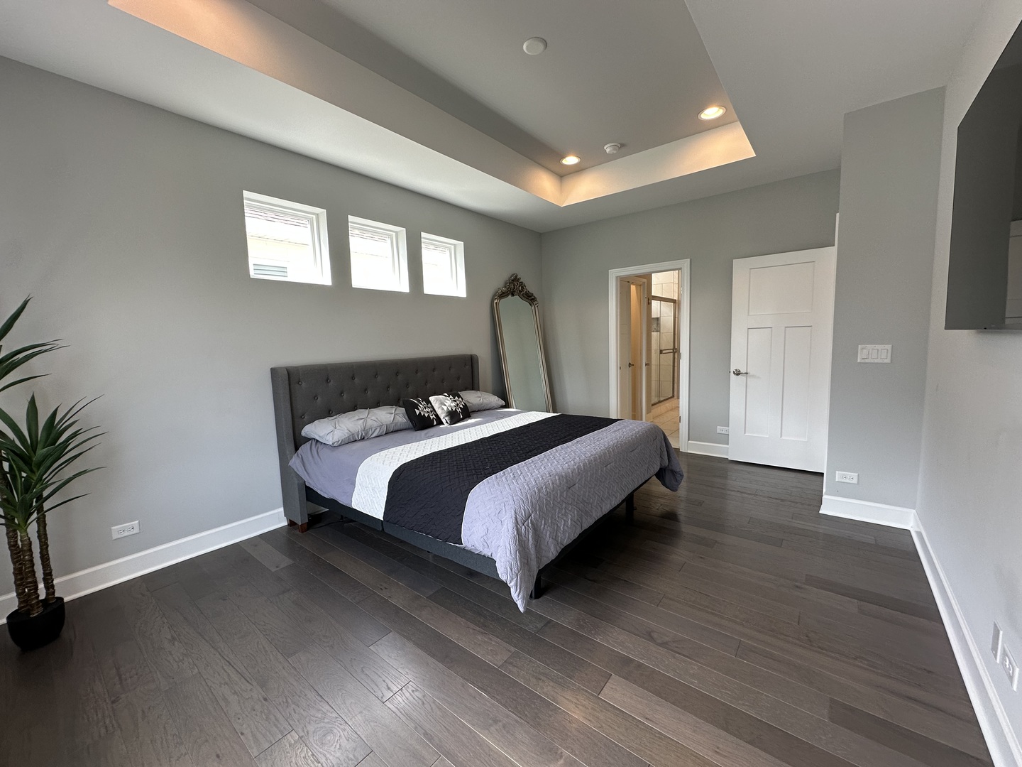 769 W Fairway Drive, Addison, IL 60101