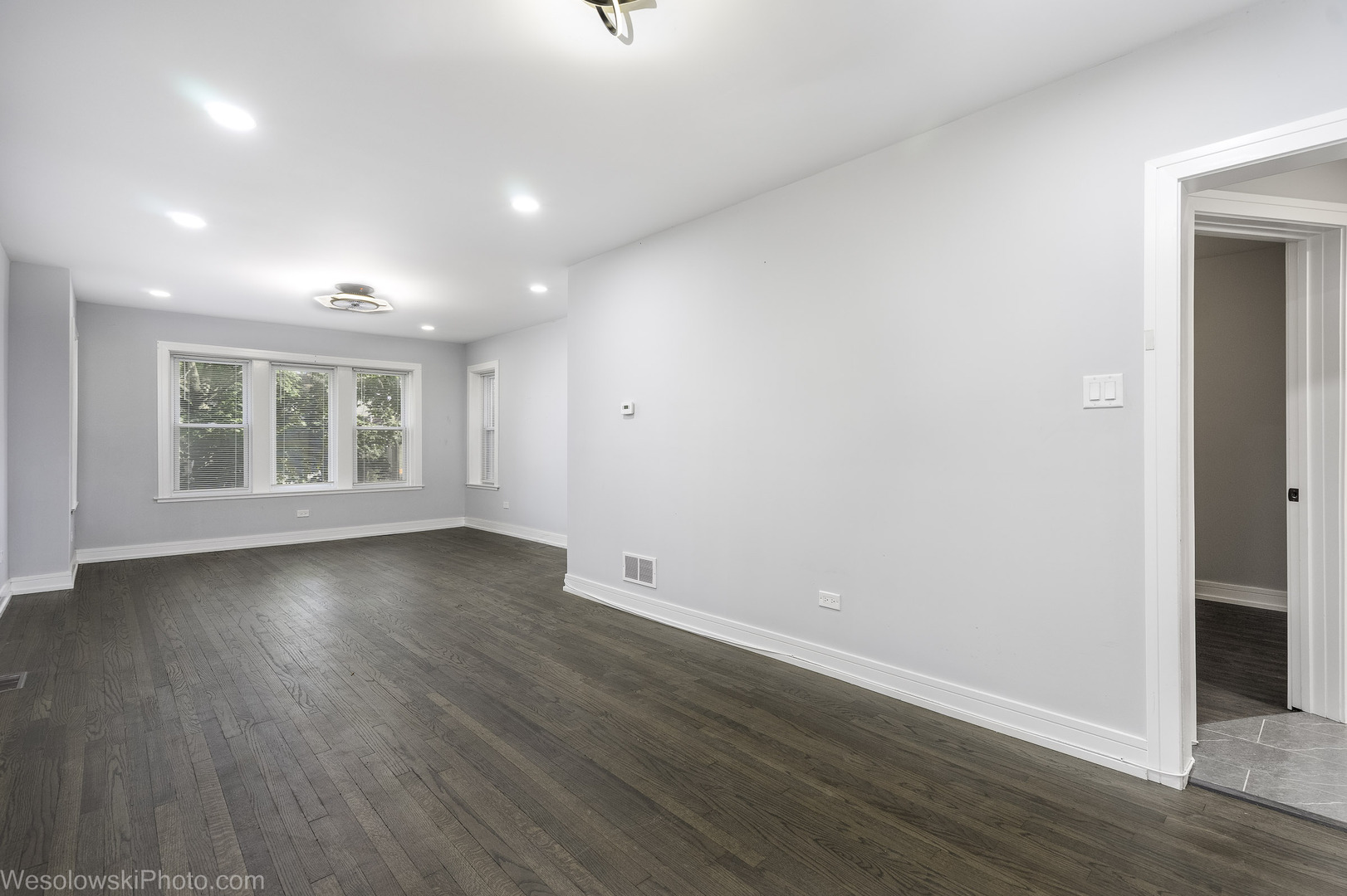 5510 N Luna Avenue, Chicago, IL 60630