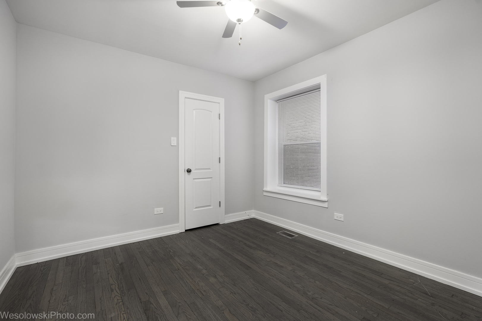 5510 N Luna Avenue, Chicago, IL 60630