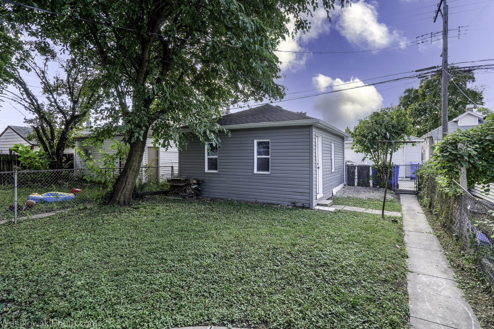 5510 N Luna Avenue, Chicago, IL 60630