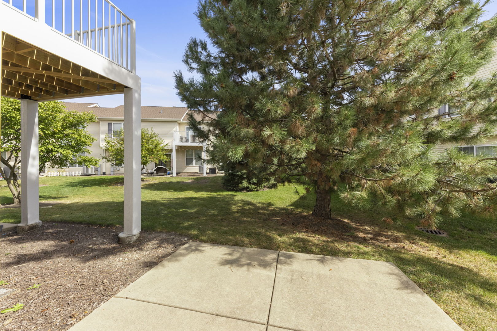 2348 Georgetown Court, Aurora, IL 60503